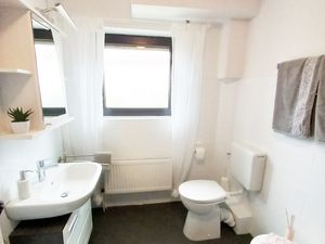 18352301-Ferienwohnung-4-Hemmoor-300x225-1