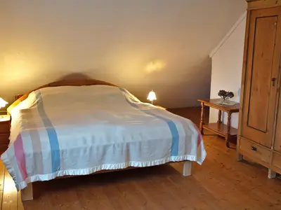Doppelbett im Appartement "Fernblick"