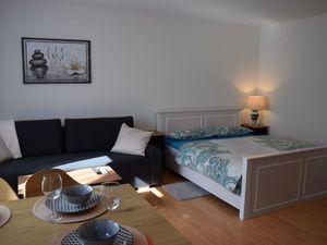 23674609-Ferienwohnung-4-Herbolzheim-300x225-1