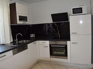 23674609-Ferienwohnung-4-Herbolzheim-300x225-2