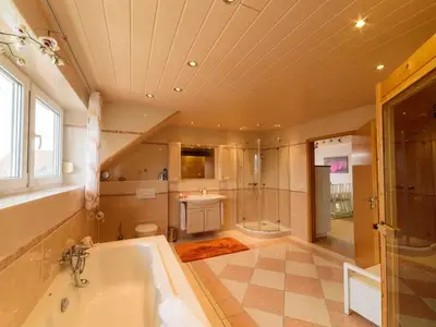 Ferienwohnung für 7 Personen (130 m²) in Herbolzheim 1/10