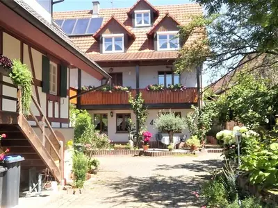 Ferienwohnung für 6 Personen (70 m²) in Herbolzheim 1/10