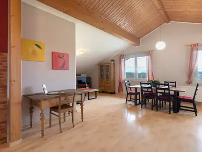 Photo, INSIDE, OUTSIDE