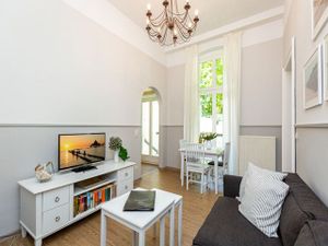 23330239-Ferienwohnung-2-Heringsdorf (Seebad)-300x225-0