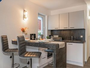 23984792-Ferienwohnung-3-Heringsdorf (Seebad)-300x225-1