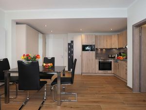 23877016-Ferienwohnung-4-Heringsdorf (Seebad)-300x225-1