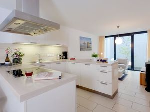 23912947-Ferienwohnung-4-Heringsdorf (Seebad)-300x225-3