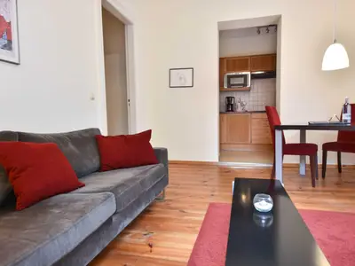 Ferienwohnung für 2 Personen (42 m²) in Heringsdorf (Seebad) 2/9