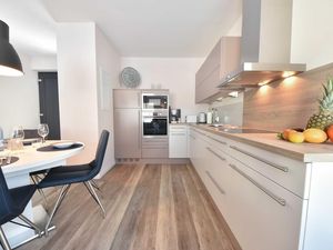 23972296-Ferienwohnung-4-Heringsdorf (Seebad)-300x225-5