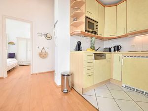 23972318-Ferienwohnung-6-Heringsdorf (Seebad)-300x225-1