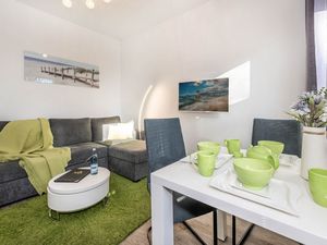 23972411-Ferienwohnung-2-Heringsdorf (Seebad)-300x225-1