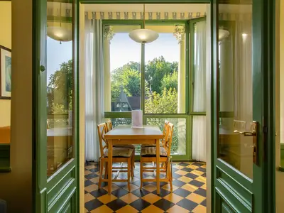 Veranda mit Sitzgelegenheit