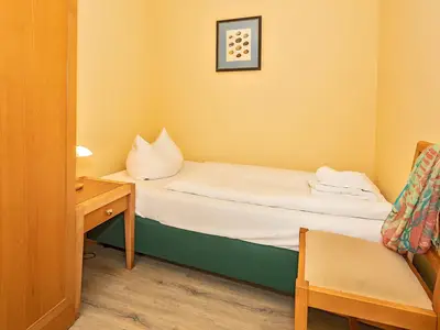 Schlafzimmer mit Einzelbett