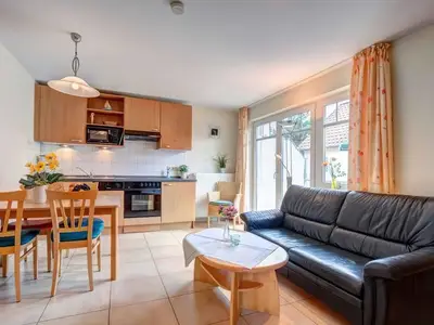 Ferienwohnung für 2 Personen (48 m²) in Scharbeutz 1/10