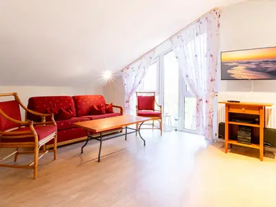 Wohn-Essbereich mit Couch