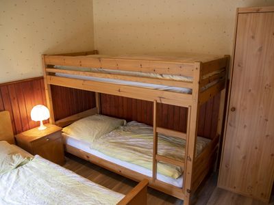 Schlafzimmer mit Doppelbett