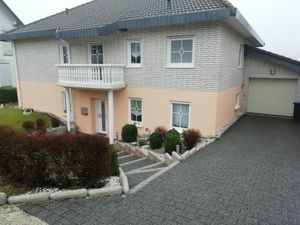 23393602-Ferienwohnung-2-Hermeskeil-300x225-0