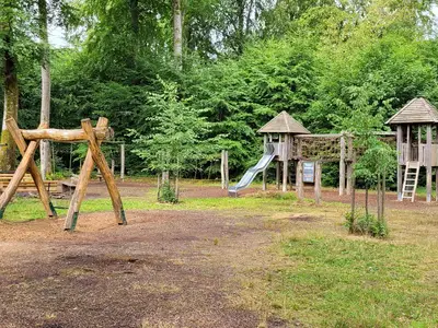 Waldspielplatz, Erholungsgebiet Pflanzgarten, Hkei