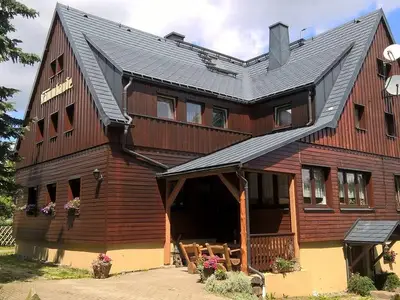 Ferienwohnung für 4 Personen (35 m²) in Hermsdorf/Erzgebirge 1/10
