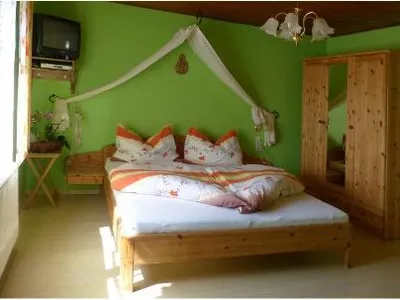 Schlafzimmer Weingartenblick