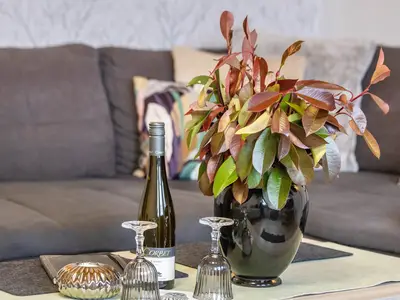 Photo, INSIDE, OUTSIDE