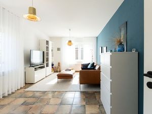 23481795-Ferienwohnung-2-Hesel-300x225-3