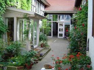Ferienwohnung für 6 Personen (90 m²) in Heuchelheim-Klingen