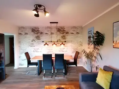 Wohn-Esszimmer (1)
