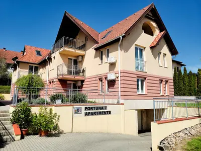 Ferienwohnung für 4 Personen (45 m²) in Hévíz 1/10