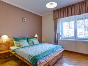 23773846-Ferienwohnung-2-Hévíz-300x225-2