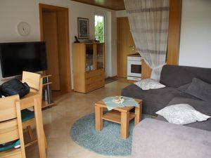 18395491-Ferienwohnung-2-Heyweiler-300x225-5