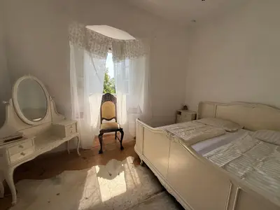 Schlafzimmer mit Morgenstimmung
