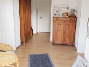 19382491-Ferienwohnung-2-Hilders-300x225-5