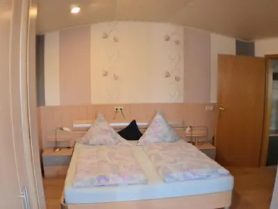 Schlafzimmer-Eltern