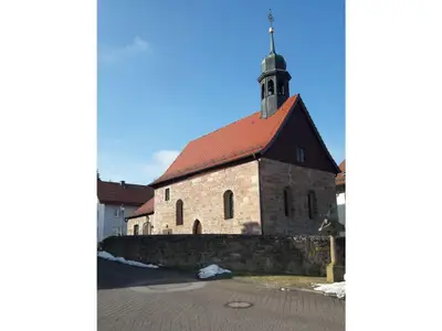 filialkirche-st-georg-und-st-valentin-in-brand
