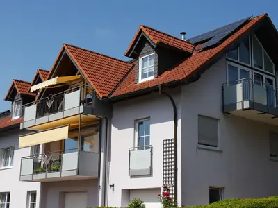 Hausansicht - Seitenbalkon