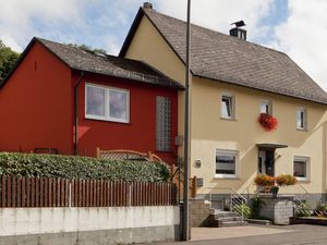 19341096-Ferienwohnung-2-Hillesheim-300x225-3