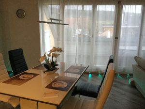 23322119-Ferienwohnung-4-Hilzingen-300x225-3