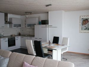 23322119-Ferienwohnung-4-Hilzingen-300x225-4