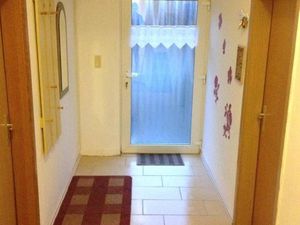 22615185-Ferienwohnung-4-Hinte-300x225-4