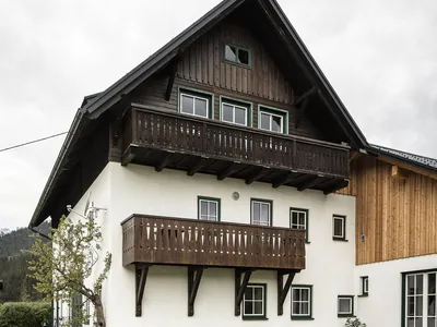 Ostansicht Haus Enzian vom Garten