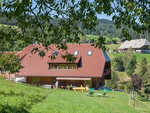 20088641-Ferienwohnung-4-Hinterzarten-300x225-1