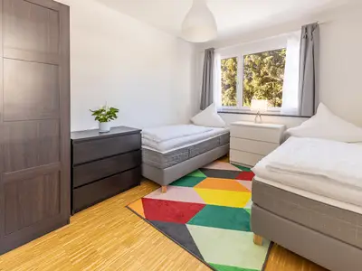 2. Schlafzimmer mit 2 Einzelbetten