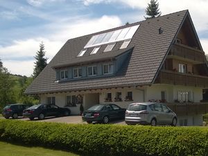 19052137-Ferienwohnung-2-Hinterzarten-300x225-1