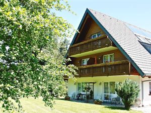 19052137-Ferienwohnung-2-Hinterzarten-300x225-3