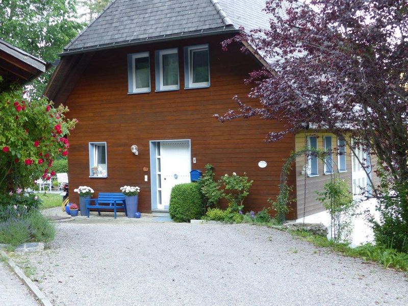 19119567-Ferienwohnung-2-Hinterzarten-800x600-0