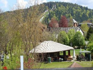 19052114-Ferienwohnung-2-Hinterzarten-300x225-1