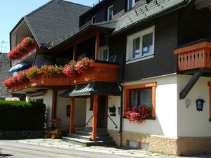 19052113-Ferienwohnung-4-Hinterzarten-300x225-4