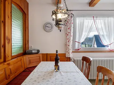 Photo, INSIDE, OUTSIDE