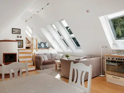 Photo, INSIDE, OUTSIDE